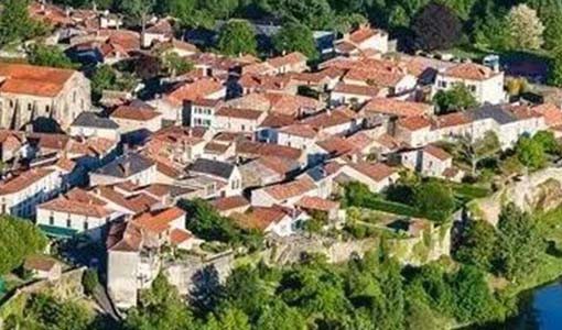 益阳回乡建别墅为什么一定要选专业乡墅公司